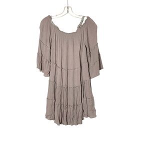 🌵Andree Blue Ruffled Off Shoulder Sage Green Blouse M